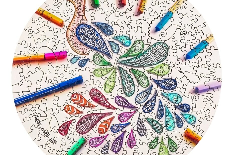 Wooden Jigsaw Puzzle-PEACOCK